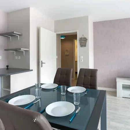Montjoie By Interhome Saint-Malo